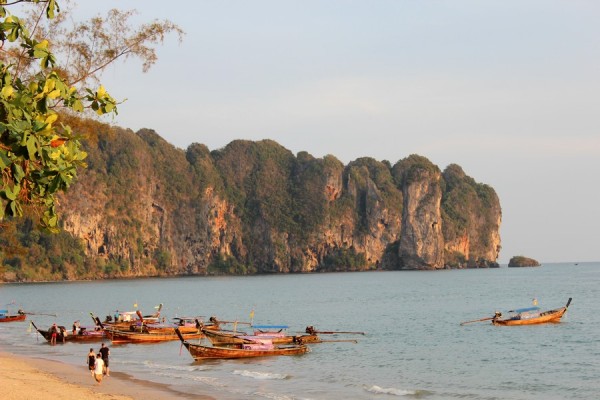 ao_nang2